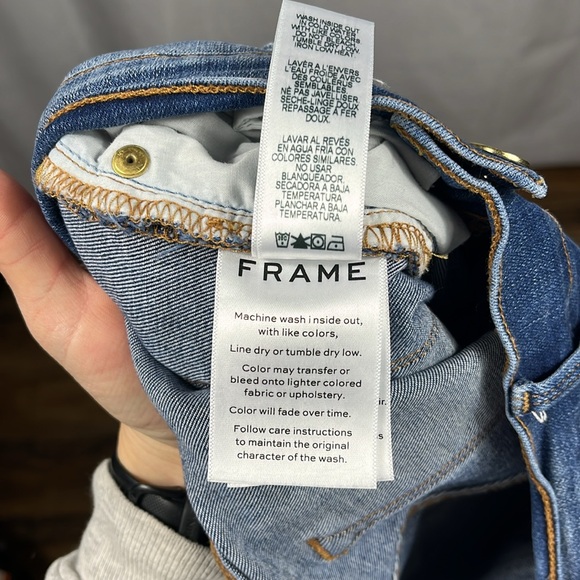 FRAME Le Skinny de Jeanne in Seabright. - Picture 10 of 10
